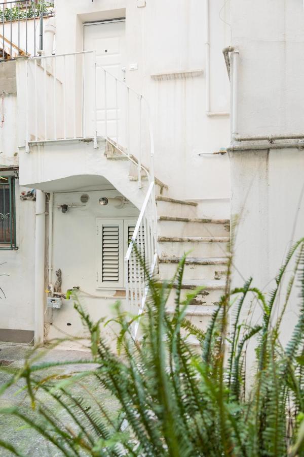 Eutuxia Apartment Taranto Exterior photo
